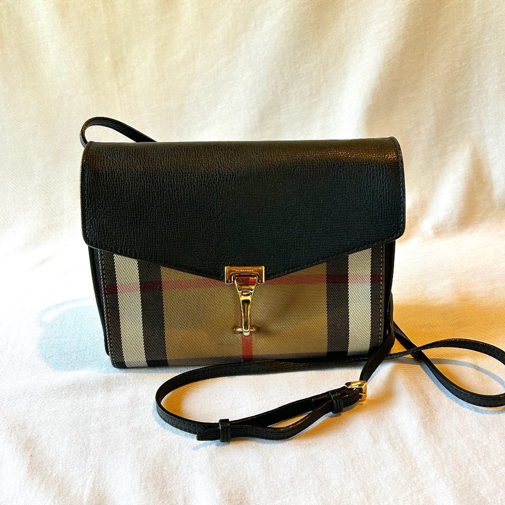 🌟 Burberry House Check Macken Crossbody Bag 🌟